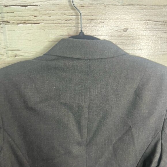 Banana republic gray blazer size  4P - Picture 6 of 8